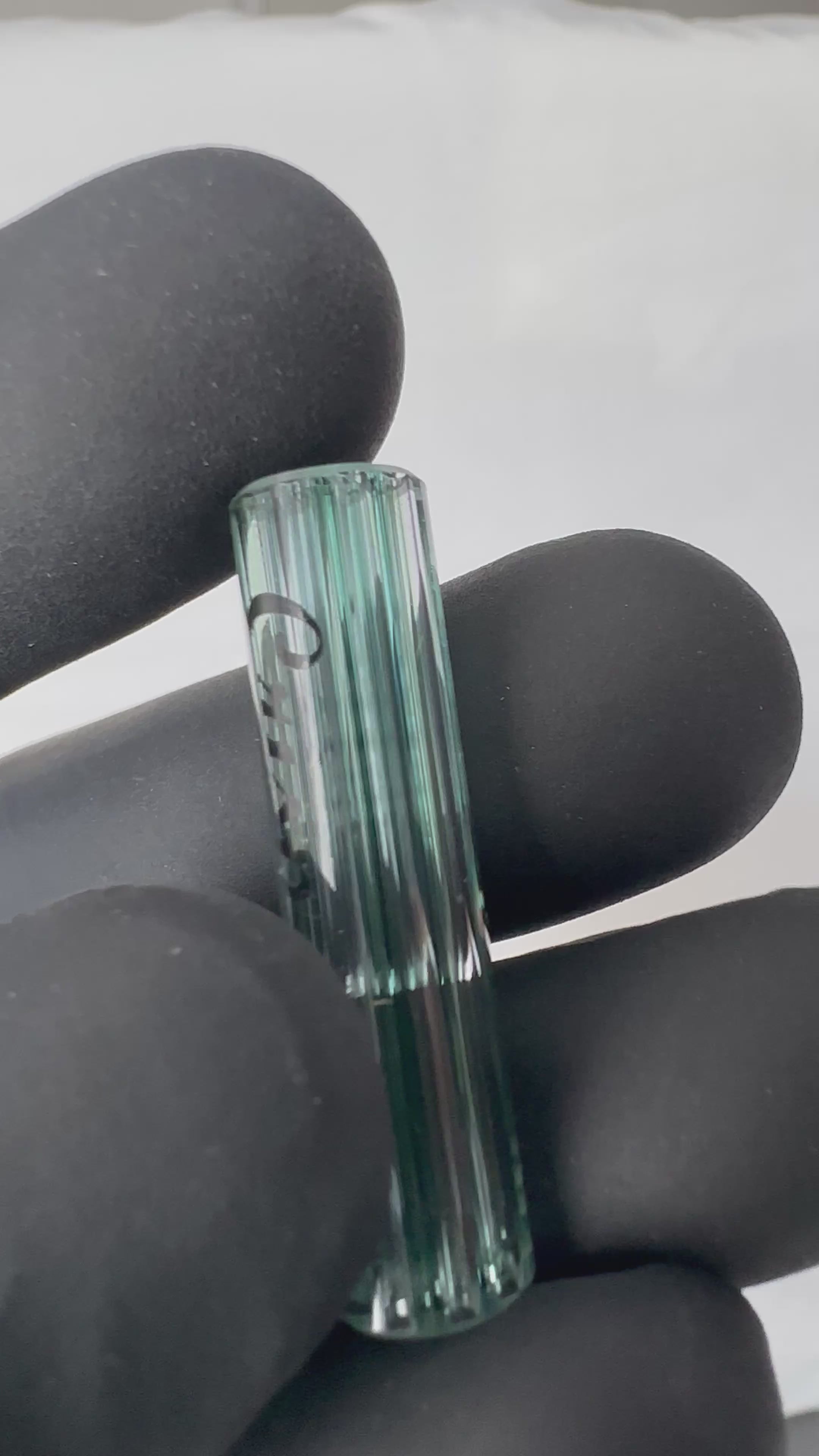 Crisp 8mm 4.1cm UV